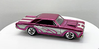 Hot Wheels Classics 1970 Dodge Dart Spectraflame Pink