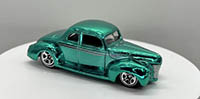 Hot Wheels Classics '40 Ford Coupe Spectraflame Ice Blue